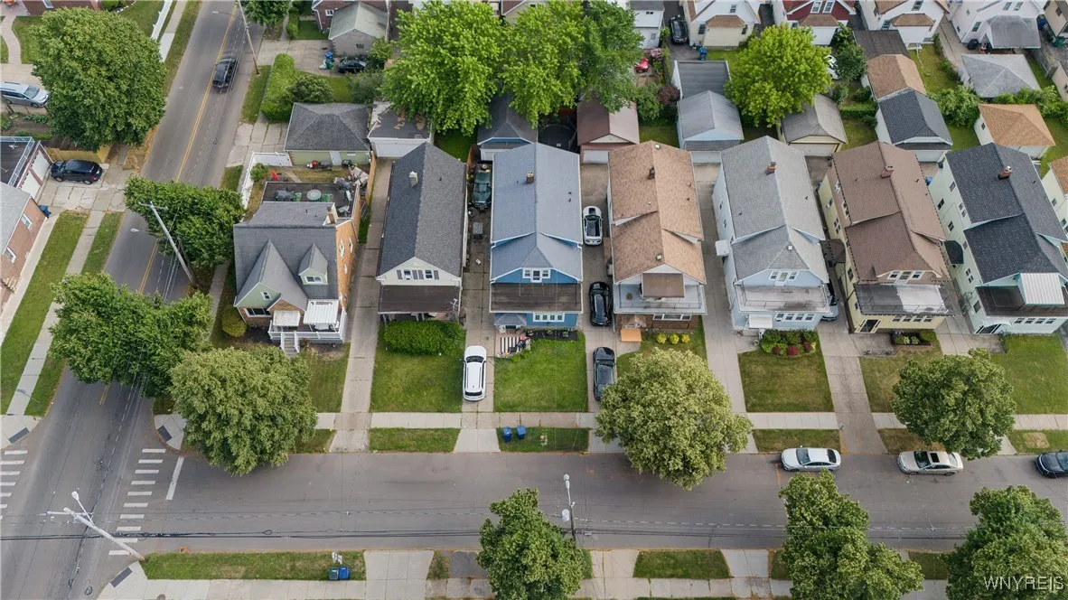 73 Easton Ave Avenue, Buffalo, New York 14215, Buffalo, New York 14215, 4 Bedrooms Bedrooms, ,2 BathroomsBathrooms,Residential,For Sale,73 Easton Ave Avenue, Buffalo, New York 14215,B1625653