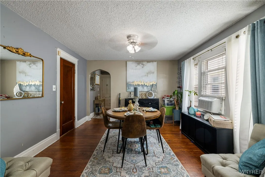 73 Easton Ave Avenue, Buffalo, New York 14215, Buffalo, New York 14215, 4 Bedrooms Bedrooms, ,2 BathroomsBathrooms,Residential,For Sale,73 Easton Ave Avenue, Buffalo, New York 14215,B1625653