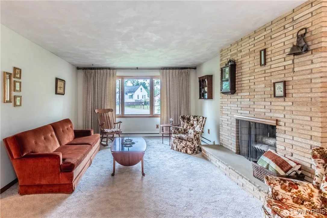 2608 Hawthorne Avenue, Hamburg, New York 14075, Hamburg, New York 14075, 4 Bedrooms Bedrooms, 7 Rooms Rooms,2 BathroomsBathrooms,Residential,Closed,2608 Hawthorne Avenue, Hamburg, New York 14075,0,B1625620