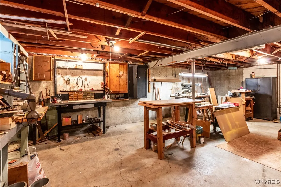 2608 Hawthorne Avenue, Hamburg, New York 14075, Hamburg, New York 14075, 4 Bedrooms Bedrooms, 7 Rooms Rooms,2 BathroomsBathrooms,Residential,Closed,2608 Hawthorne Avenue, Hamburg, New York 14075,0,B1625620
