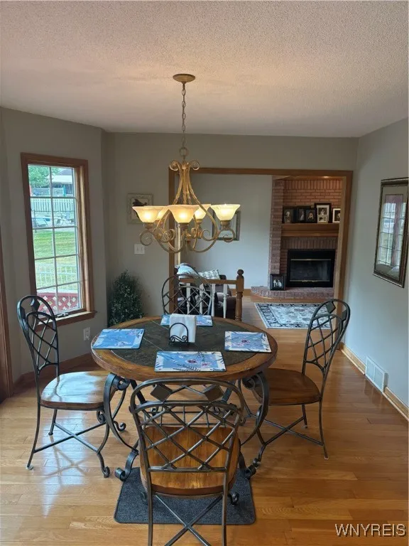 27 Rolling Woods Lane, West Seneca, New York 14224, West Seneca, New York 14224, 4 Bedrooms Bedrooms, 11 Rooms Rooms,2 BathroomsBathrooms,Residential,For Sale,27 Rolling Woods Lane, West Seneca, New York 14224,B1625668