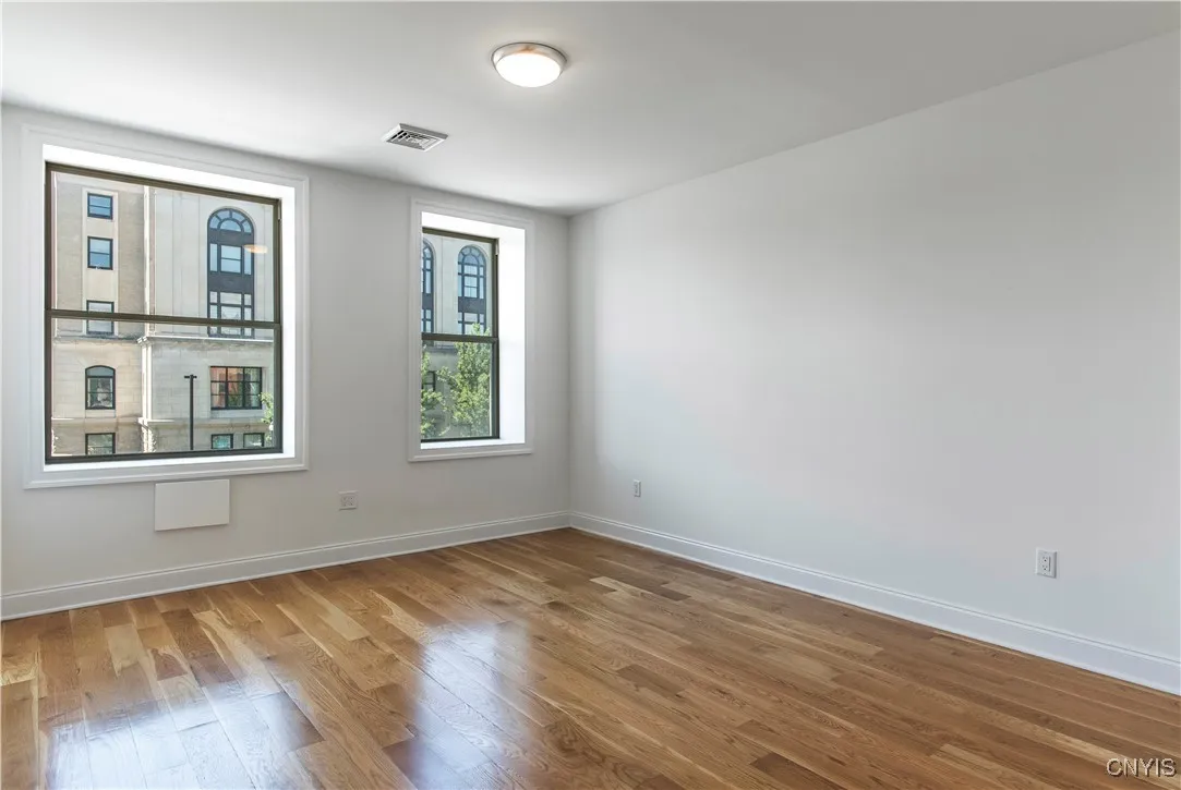 221 Elizabeth Street, Utica, New York 13501, Utica, New York 13501, 1 Bedroom Bedrooms, 4 Rooms Rooms,1 BathroomBathrooms,Residential Lease,For Rent,221 Elizabeth Street, Utica, New York 13501,S1625677
