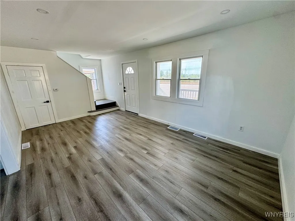 2694 Hamburg Turnpike, Lackawanna, New York 14218, Lackawanna, New York 14218, 3 Bedrooms Bedrooms, 7 Rooms Rooms,1 BathroomBathrooms,Residential,For Sale,2694 Hamburg Turnpike, Lackawanna, New York 14218,0,B1623506
