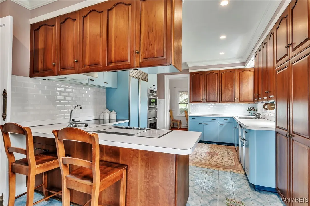 6100 Old Lake Shore Road, Hamburg, New York 14085, Hamburg, New York 14085, 5 Bedrooms Bedrooms, 12 Rooms Rooms,5 BathroomsBathrooms,Residential,For Sale,6100 Old Lake Shore Road, Hamburg, New York 14085,B1625073