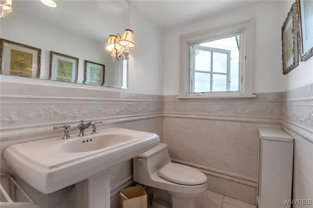 6100 Old Lake Shore Road, Hamburg, New York 14085, Hamburg, New York 14085, 5 Bedrooms Bedrooms, 12 Rooms Rooms,5 BathroomsBathrooms,Residential,For Sale,6100 Old Lake Shore Road, Hamburg, New York 14085,B1625073