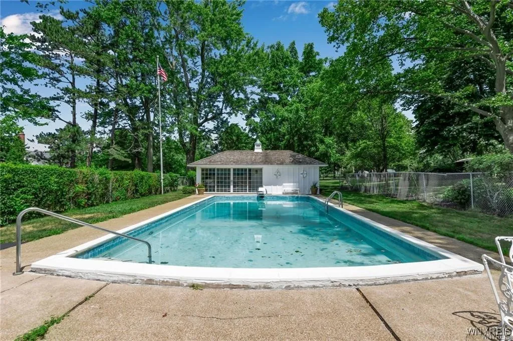 6100 Old Lake Shore Road, Hamburg, New York 14085, Hamburg, New York 14085, 4 Bedrooms Bedrooms, 12 Rooms Rooms,4 BathroomsBathrooms,Residential,For Sale,6100 Old Lake Shore Road, Hamburg, New York 14085,B1625666