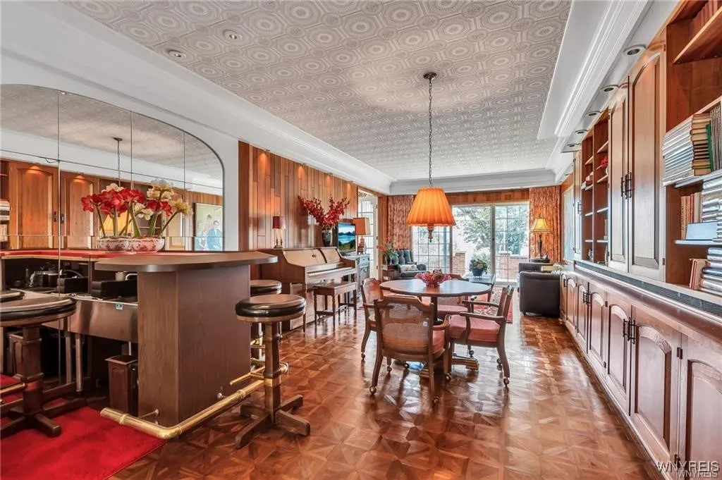 6100 Old Lake Shore Road, Hamburg, New York 14085, Hamburg, New York 14085, 4 Bedrooms Bedrooms, 12 Rooms Rooms,4 BathroomsBathrooms,Residential,For Sale,6100 Old Lake Shore Road, Hamburg, New York 14085,B1625666