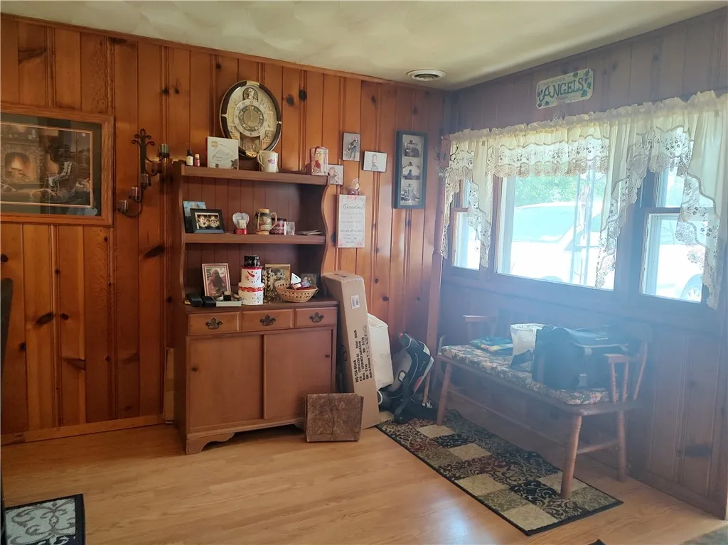 82 Inslee Street, Waterloo, New York 13165, Waterloo, New York 13165, 3 Bedrooms Bedrooms, 7 Rooms Rooms,1 BathroomBathrooms,Residential,For Sale,82 Inslee Street, Waterloo, New York 13165,0,R1625487