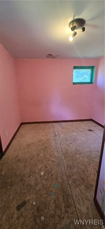 33 Heim Road, Amherst, New York 14221, Amherst, New York 14221, 3 Bedrooms Bedrooms, 5 Rooms Rooms,Residential,For Sale,33 Heim Road, Amherst, New York 14221,B1625685