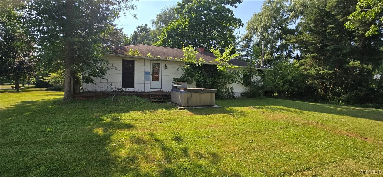 33 Heim Road, Amherst, New York 14221, Amherst, New York 14221, 3 Bedrooms Bedrooms, 5 Rooms Rooms,Residential,For Sale,33 Heim Road, Amherst, New York 14221,B1625685