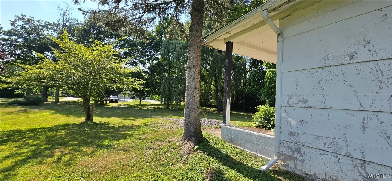 33 Heim Road, Amherst, New York 14221, Amherst, New York 14221, 3 Bedrooms Bedrooms, 5 Rooms Rooms,Residential,For Sale,33 Heim Road, Amherst, New York 14221,B1625685