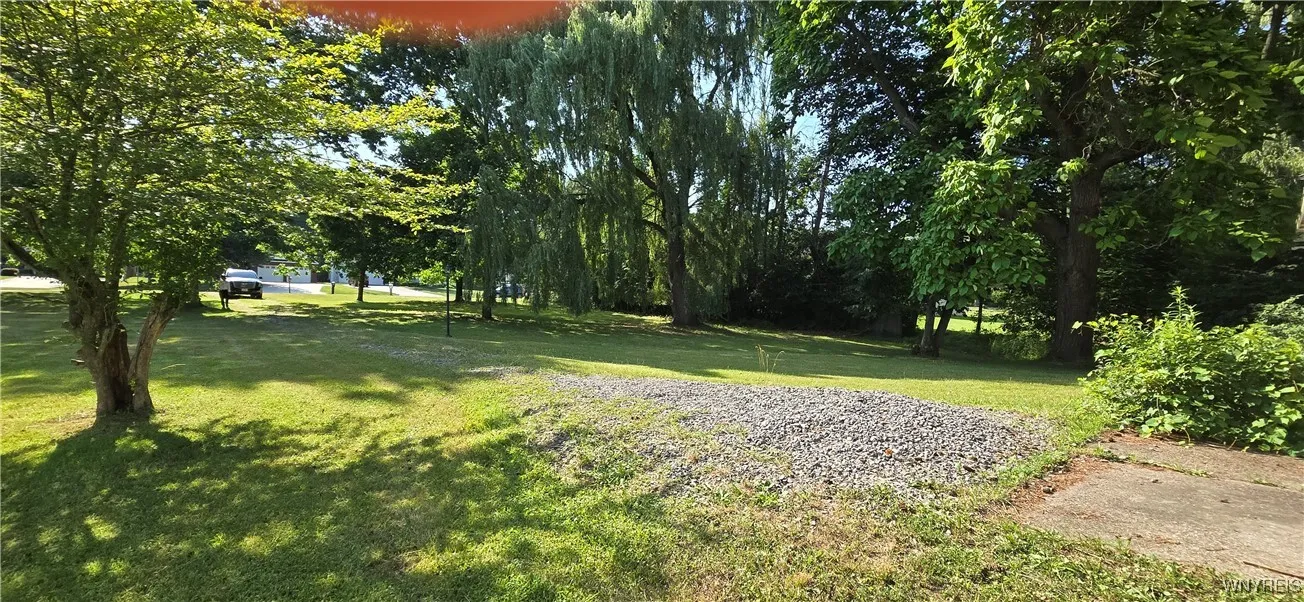 33 Heim Road, Amherst, New York 14221, Amherst, New York 14221, 3 Bedrooms Bedrooms, 5 Rooms Rooms,Residential,For Sale,33 Heim Road, Amherst, New York 14221,B1625685