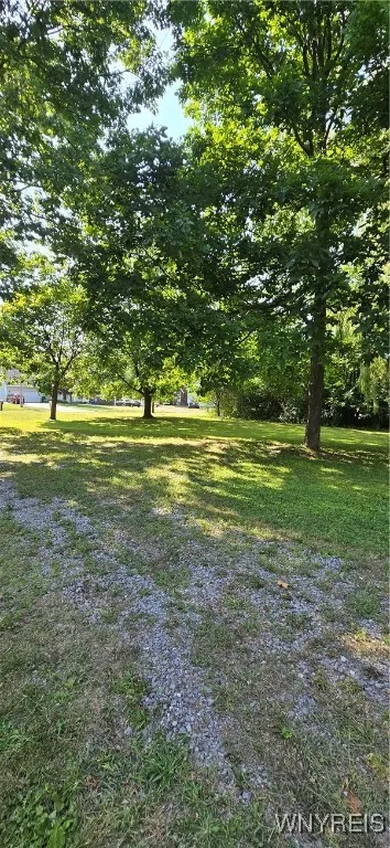 33 Heim Road, Amherst, New York 14221, Amherst, New York 14221, 3 Bedrooms Bedrooms, 5 Rooms Rooms,Residential,For Sale,33 Heim Road, Amherst, New York 14221,B1625685
