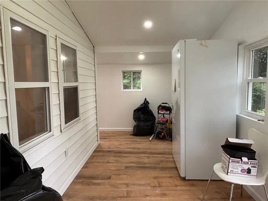 Enclosed porch, Freezer will not stay.