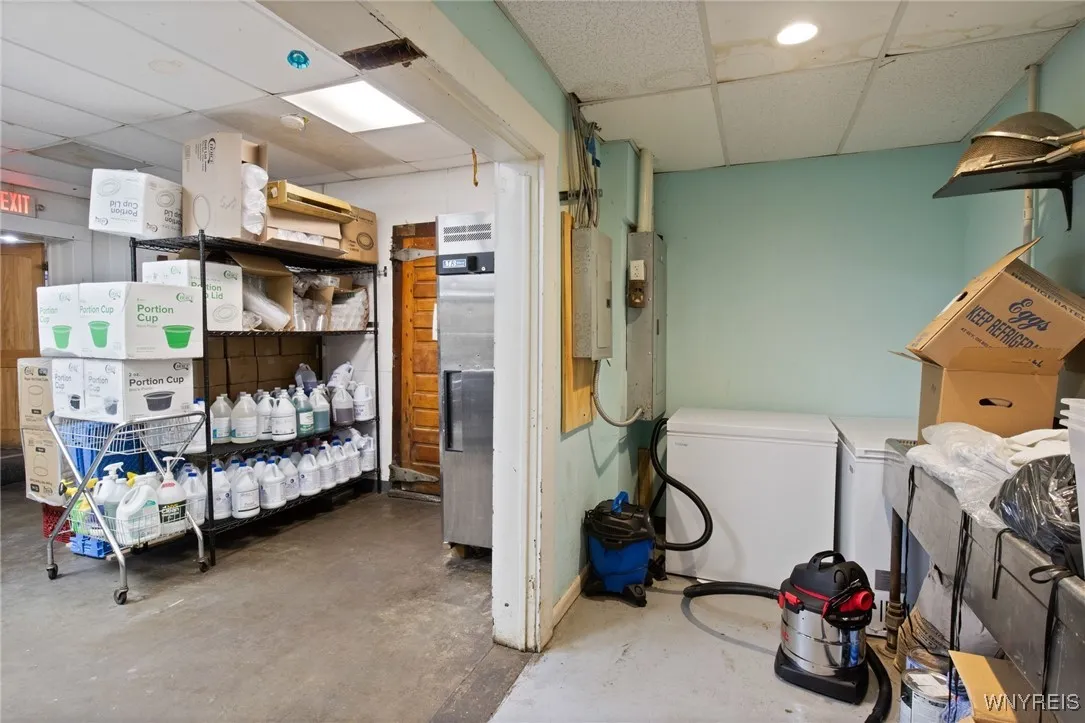 33 Elm Street, Aurora, New York 14052, Aurora, New York 14052, ,Commercial Lease,For Rent,33 Elm Street, Aurora, New York 14052,B1624530
