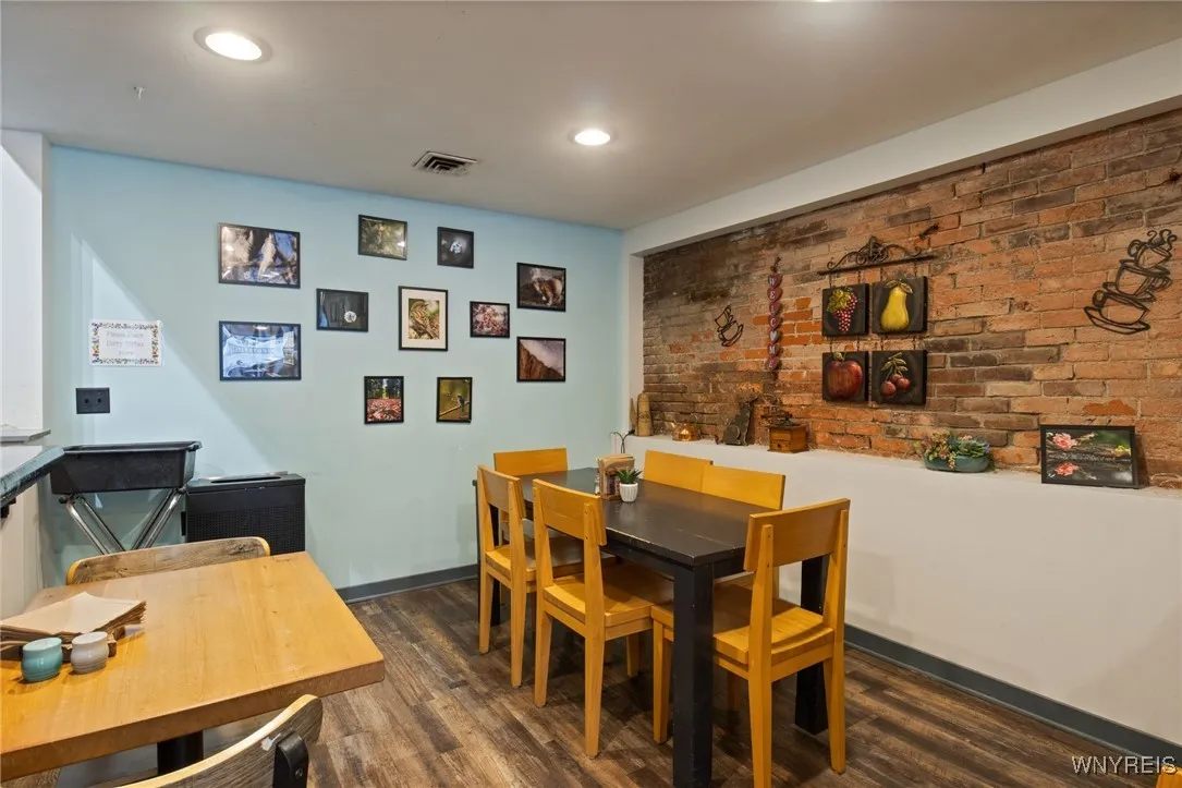 33 Elm Street, Aurora, New York 14052, Aurora, New York 14052, ,Commercial Lease,For Rent,33 Elm Street, Aurora, New York 14052,B1624530