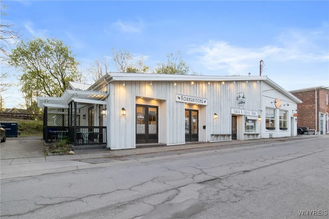 33 Elm Street, Aurora, New York 14052, Aurora, New York 14052, ,Commercial Lease,For Rent,33 Elm Street, Aurora, New York 14052,B1624530