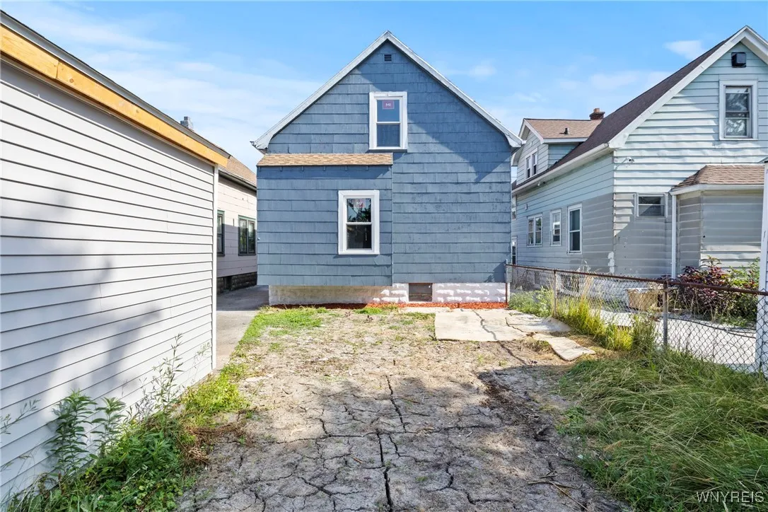 157 Roosevelt Avenue, Buffalo, New York 14215, Buffalo, New York 14215, 4 Bedrooms Bedrooms, 7 Rooms Rooms,2 BathroomsBathrooms,Residential,For Sale,157 Roosevelt Avenue, Buffalo, New York 14215,0,B1625449