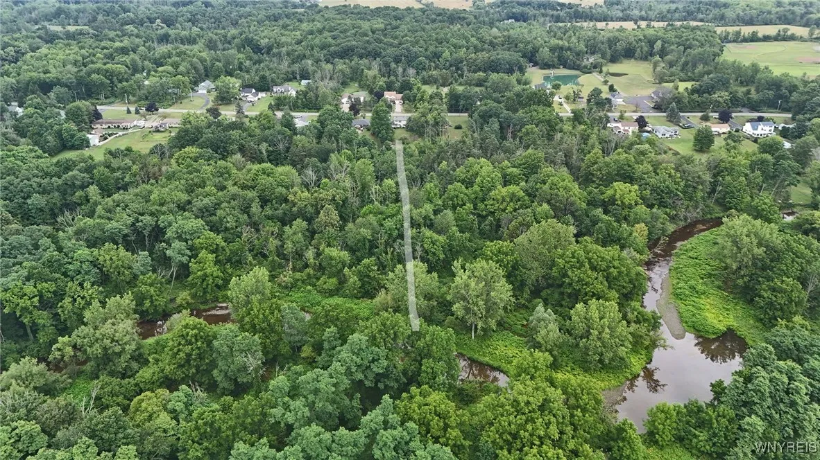 835 Bennett Road, Evans, New York 14006, Evans, New York 14006, 3 Bedrooms Bedrooms, 7 Rooms Rooms,1 BathroomBathrooms,Residential,Closed,835 Bennett Road, Evans, New York 14006,0,B1625688