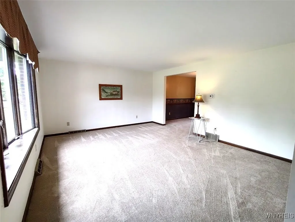 835 Bennett Road, Evans, New York 14006, Evans, New York 14006, 3 Bedrooms Bedrooms, 7 Rooms Rooms,1 BathroomBathrooms,Residential,Closed,835 Bennett Road, Evans, New York 14006,0,B1625688