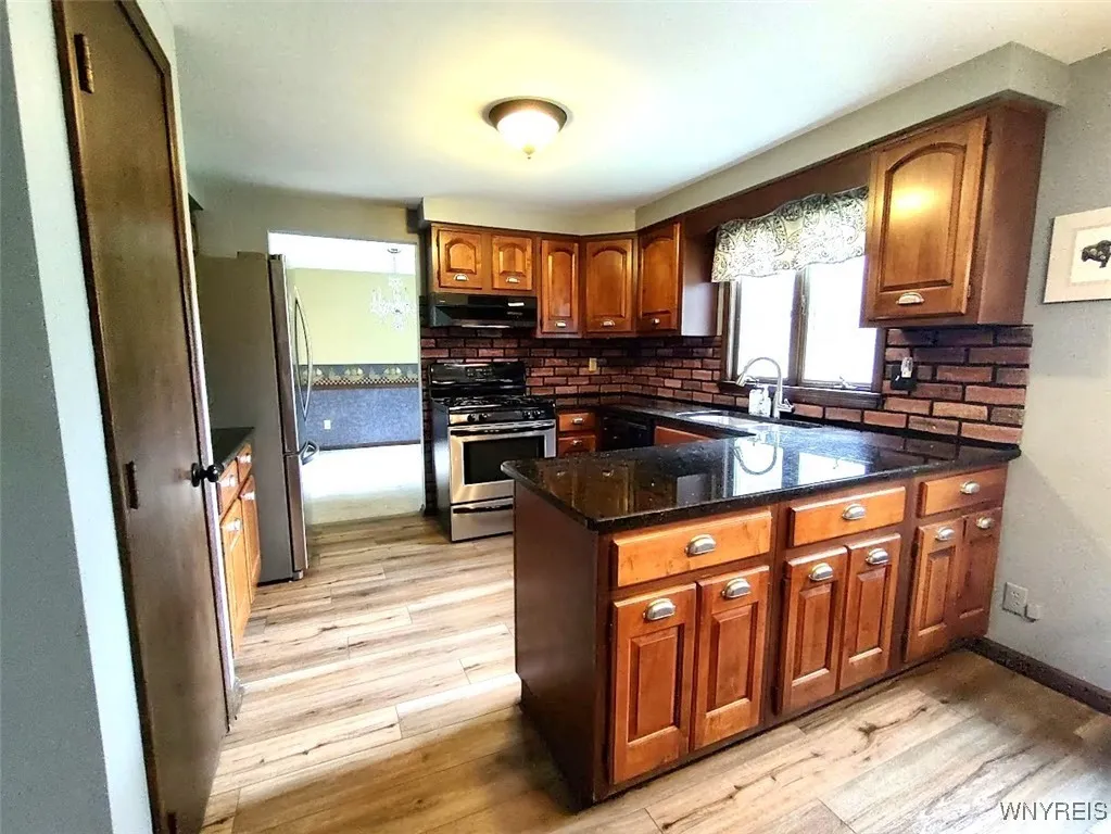 835 Bennett Road, Evans, New York 14006, Evans, New York 14006, 3 Bedrooms Bedrooms, 7 Rooms Rooms,1 BathroomBathrooms,Residential,Closed,835 Bennett Road, Evans, New York 14006,0,B1625688