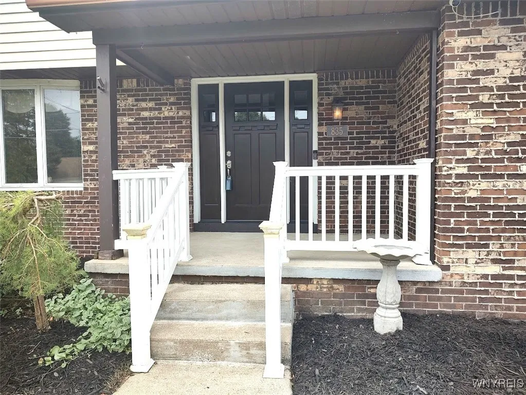 835 Bennett Road, Evans, New York 14006, Evans, New York 14006, 3 Bedrooms Bedrooms, 7 Rooms Rooms,1 BathroomBathrooms,Residential,Closed,835 Bennett Road, Evans, New York 14006,0,B1625688