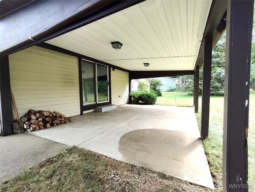 835 Bennett Road, Evans, New York 14006, Evans, New York 14006, 3 Bedrooms Bedrooms, 7 Rooms Rooms,1 BathroomBathrooms,Residential,Closed,835 Bennett Road, Evans, New York 14006,0,B1625688