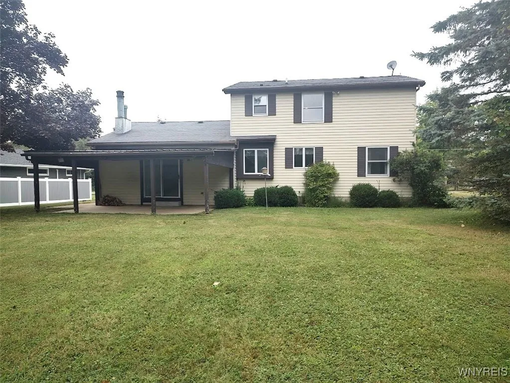 835 Bennett Road, Evans, New York 14006, Evans, New York 14006, 3 Bedrooms Bedrooms, 7 Rooms Rooms,1 BathroomBathrooms,Residential,Closed,835 Bennett Road, Evans, New York 14006,0,B1625688