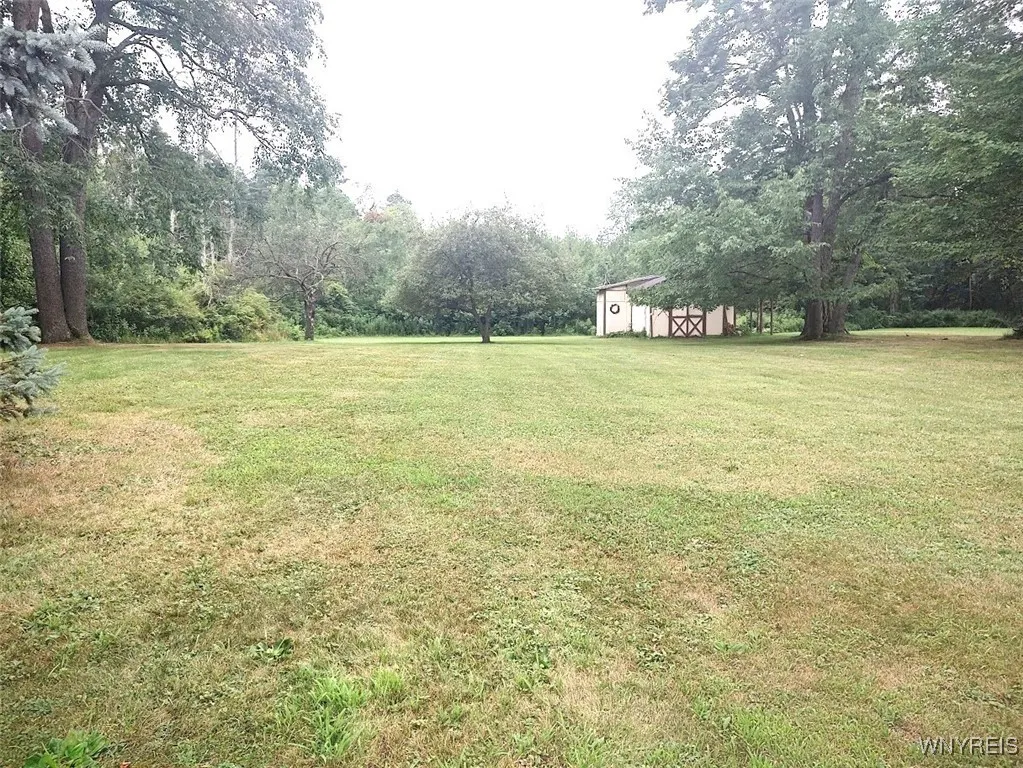 835 Bennett Road, Evans, New York 14006, Evans, New York 14006, 3 Bedrooms Bedrooms, 7 Rooms Rooms,1 BathroomBathrooms,Residential,Closed,835 Bennett Road, Evans, New York 14006,0,B1625688
