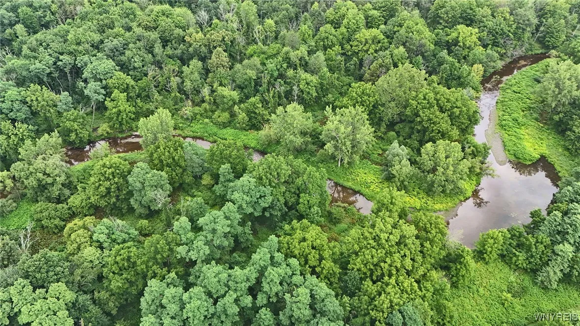 835 Bennett Road, Evans, New York 14006, Evans, New York 14006, 3 Bedrooms Bedrooms, 7 Rooms Rooms,1 BathroomBathrooms,Residential,Closed,835 Bennett Road, Evans, New York 14006,0,B1625688