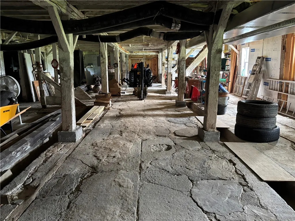 Bottom of the barn/basement area