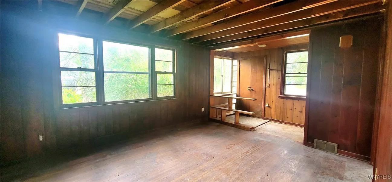 2080 Dodge Road, Amherst, New York 14051, Amherst, New York 14051, 2 Bedrooms Bedrooms, 5 Rooms Rooms,1 BathroomBathrooms,Residential,For Sale,2080 Dodge Road, Amherst, New York 14051,B1625722