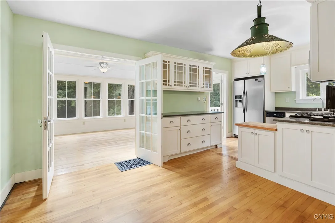 136 Hillside Drive, Manlius, New York 13104, Manlius, New York 13104, 3 Bedrooms Bedrooms, 7 Rooms Rooms,2 BathroomsBathrooms,Residential,Closed,136 Hillside Drive, Manlius, New York 13104,0,S1619760