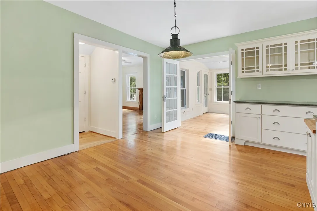 136 Hillside Drive, Manlius, New York 13104, Manlius, New York 13104, 3 Bedrooms Bedrooms, 7 Rooms Rooms,2 BathroomsBathrooms,Residential,Closed,136 Hillside Drive, Manlius, New York 13104,0,S1619760