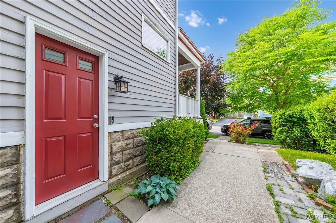 532 Bird Avenue, Buffalo, New York 14222, Buffalo, New York 14222, 3 Bedrooms Bedrooms, 7 Rooms Rooms,1 BathroomBathrooms,Residential,For Sale,532 Bird Avenue, Buffalo, New York 14222,B1625729