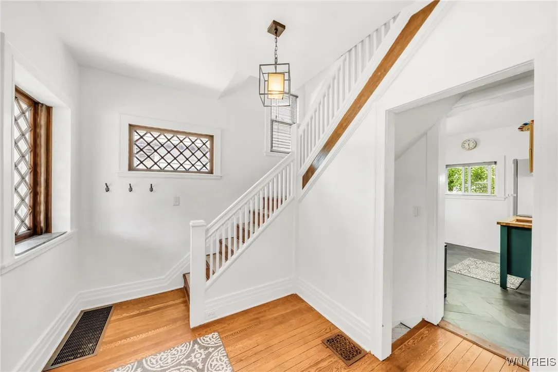 532 Bird Avenue, Buffalo, New York 14222, Buffalo, New York 14222, 3 Bedrooms Bedrooms, 7 Rooms Rooms,1 BathroomBathrooms,Residential,For Sale,532 Bird Avenue, Buffalo, New York 14222,B1625729