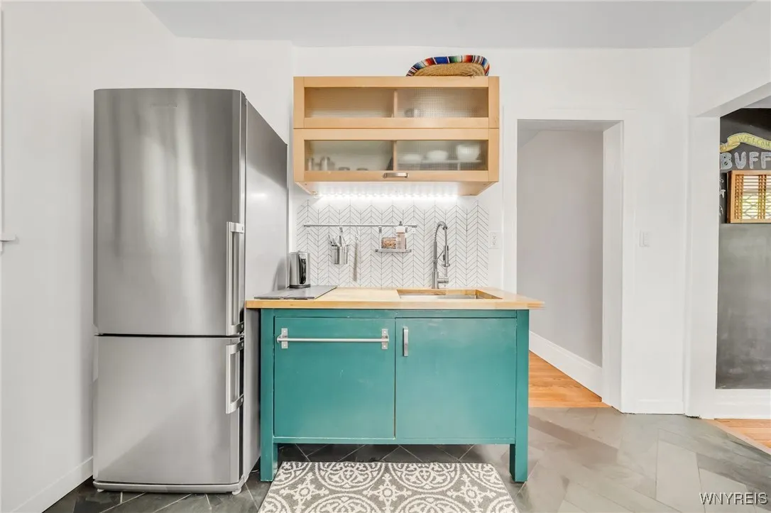 532 Bird Avenue, Buffalo, New York 14222, Buffalo, New York 14222, 3 Bedrooms Bedrooms, 7 Rooms Rooms,1 BathroomBathrooms,Residential,For Sale,532 Bird Avenue, Buffalo, New York 14222,B1625729