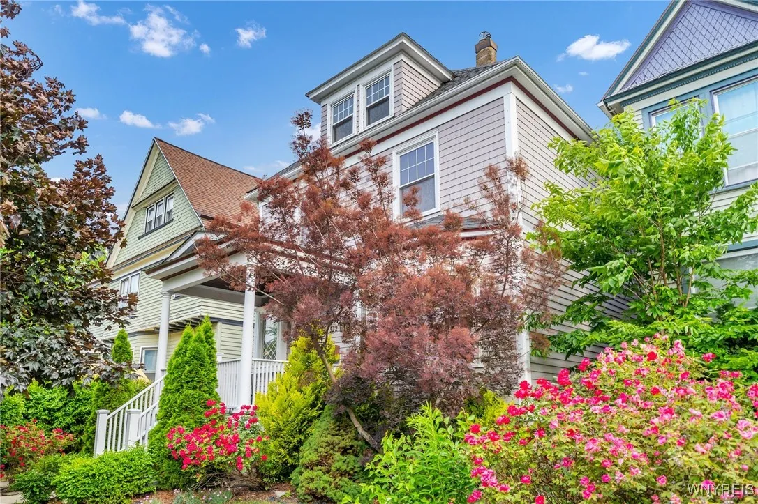 532 Bird Avenue, Buffalo, New York 14222, Buffalo, New York 14222, 3 Bedrooms Bedrooms, 7 Rooms Rooms,1 BathroomBathrooms,Residential,For Sale,532 Bird Avenue, Buffalo, New York 14222,B1625729