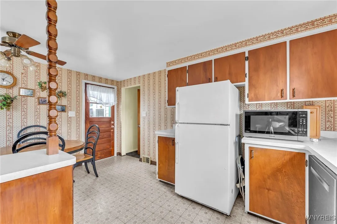 249 Dunlop Avenue, Tonawanda, New York 14150, Tonawanda, New York 14150, 4 Bedrooms Bedrooms, ,2 BathroomsBathrooms,Residential,For Sale,249 Dunlop Avenue, Tonawanda, New York 14150,B1625730