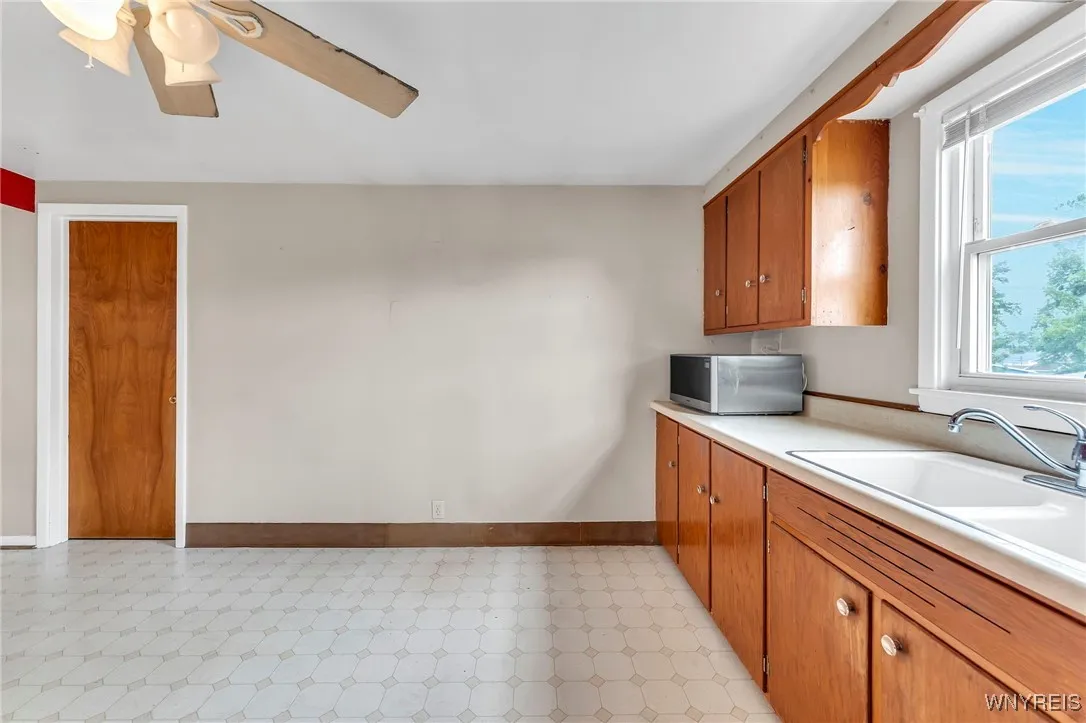 249 Dunlop Avenue, Tonawanda, New York 14150, Tonawanda, New York 14150, 4 Bedrooms Bedrooms, ,2 BathroomsBathrooms,Residential,For Sale,249 Dunlop Avenue, Tonawanda, New York 14150,B1625730