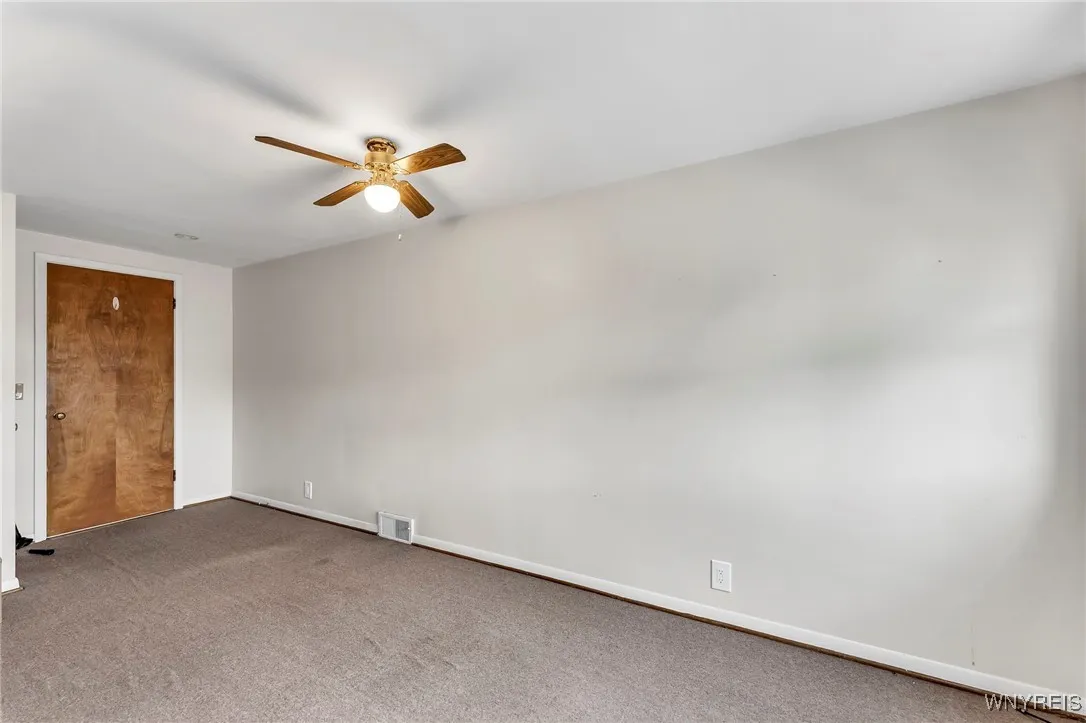 249 Dunlop Avenue, Tonawanda, New York 14150, Tonawanda, New York 14150, 4 Bedrooms Bedrooms, ,2 BathroomsBathrooms,Residential,For Sale,249 Dunlop Avenue, Tonawanda, New York 14150,B1625730