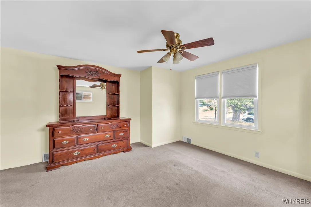 249 Dunlop Avenue, Tonawanda, New York 14150, Tonawanda, New York 14150, 4 Bedrooms Bedrooms, ,2 BathroomsBathrooms,Residential,For Sale,249 Dunlop Avenue, Tonawanda, New York 14150,B1625730