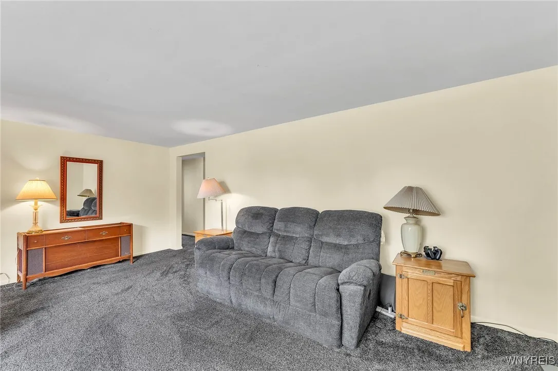 249 Dunlop Avenue, Tonawanda, New York 14150, Tonawanda, New York 14150, 4 Bedrooms Bedrooms, ,2 BathroomsBathrooms,Residential,For Sale,249 Dunlop Avenue, Tonawanda, New York 14150,B1625730