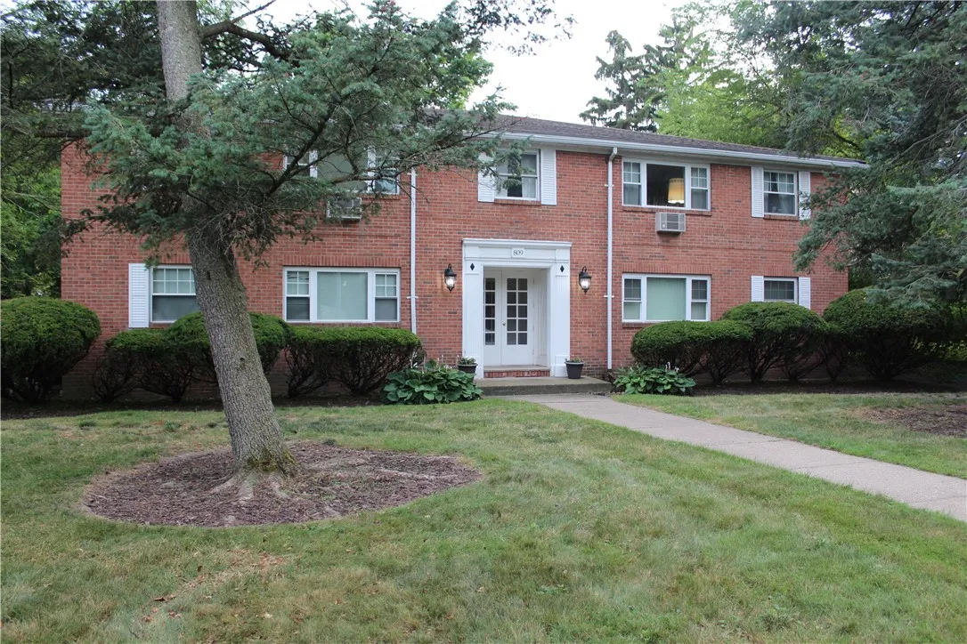 809 East Avenue 7, Rochester, New York 14607, Rochester, New York 14607, 1 Bedroom Bedrooms, 3 Rooms Rooms,1 BathroomBathrooms,Residential Lease,For Rent,809 East Avenue 7, Rochester, New York 14607,R1625424