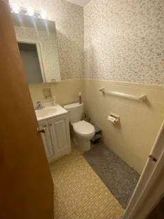 809 East Avenue 7, Rochester, New York 14607, Rochester, New York 14607, 1 Bedroom Bedrooms, 3 Rooms Rooms,1 BathroomBathrooms,Residential Lease,For Rent,809 East Avenue 7, Rochester, New York 14607,R1625424