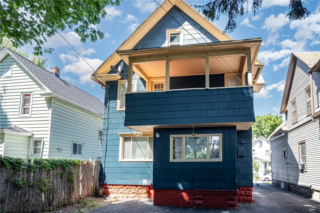 33 Laser Street, Rochester, New York 14621, Rochester, New York 14621, 4 Bedrooms Bedrooms, 8 Rooms Rooms,1 BathroomBathrooms,Residential,Closed,33 Laser Street, Rochester, New York 14621,0,R1625419