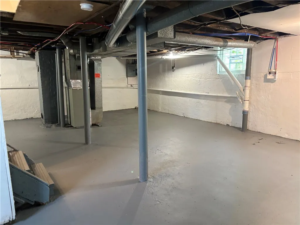 33 Laser Street, Rochester, New York 14621, Rochester, New York 14621, 4 Bedrooms Bedrooms, 8 Rooms Rooms,1 BathroomBathrooms,Residential,Closed,33 Laser Street, Rochester, New York 14621,0,R1625419