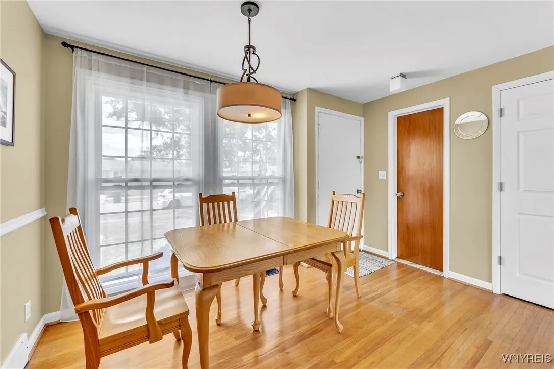 193 Jamaica Road, Tonawanda, New York 14150, Tonawanda, New York 14150, 3 Bedrooms Bedrooms, 9 Rooms Rooms,1 BathroomBathrooms,Residential,For Sale,193 Jamaica Road, Tonawanda, New York 14150,B1625732