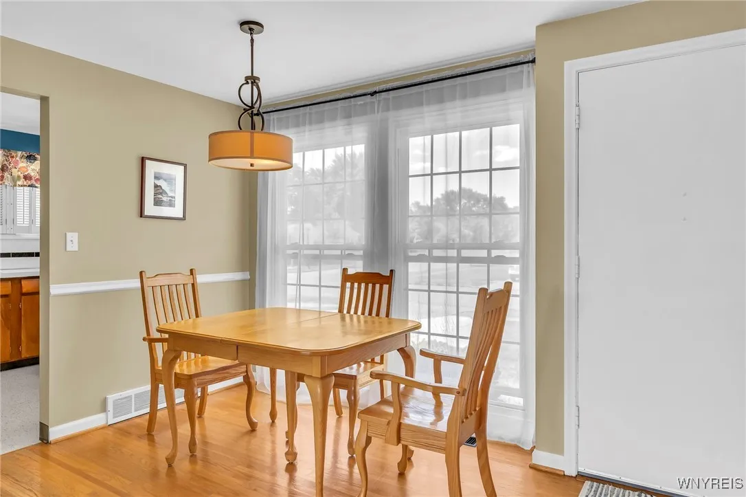 193 Jamaica Road, Tonawanda, New York 14150, Tonawanda, New York 14150, 3 Bedrooms Bedrooms, 9 Rooms Rooms,1 BathroomBathrooms,Residential,For Sale,193 Jamaica Road, Tonawanda, New York 14150,B1625732