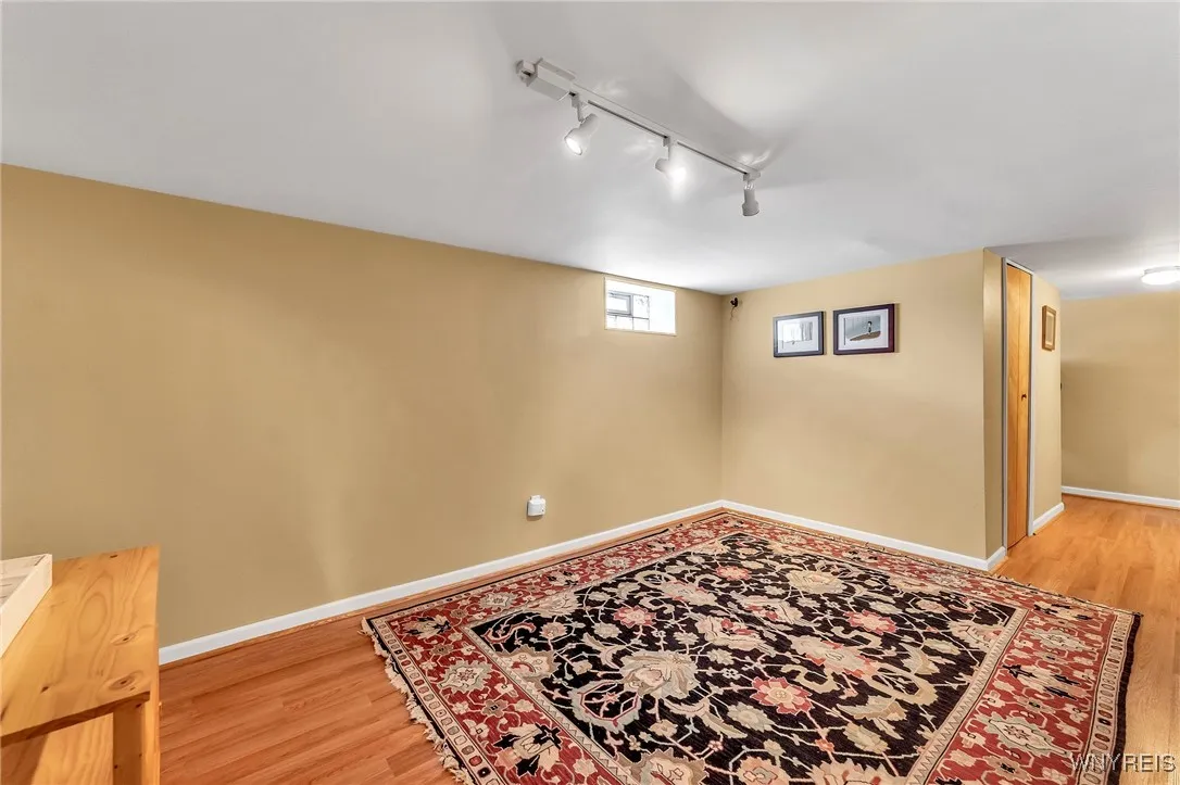 193 Jamaica Road, Tonawanda, New York 14150, Tonawanda, New York 14150, 3 Bedrooms Bedrooms, 9 Rooms Rooms,1 BathroomBathrooms,Residential,For Sale,193 Jamaica Road, Tonawanda, New York 14150,B1625732